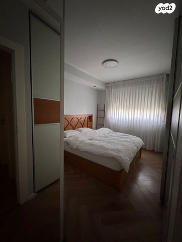 דירה, שכונת הראשונים, רמת גן