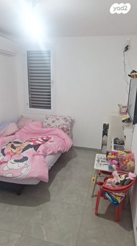 דירה, התותחנים 25, תל גיבורים, חולון