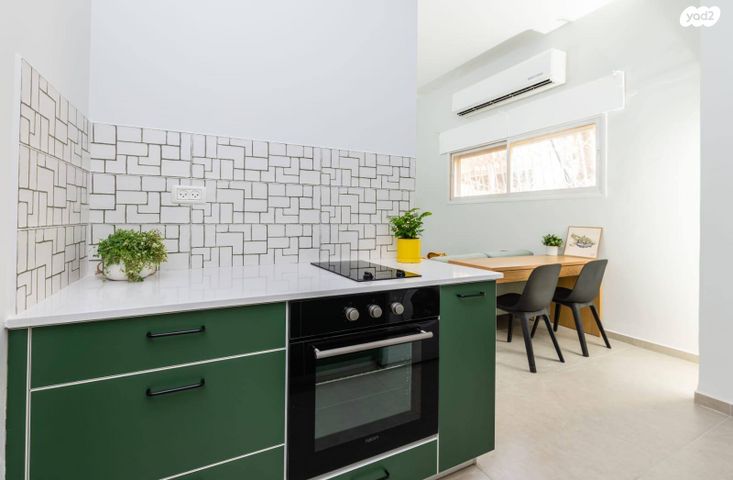 סטודיו/ לופט, בר גיורא 45, הדר עליון, חיפה