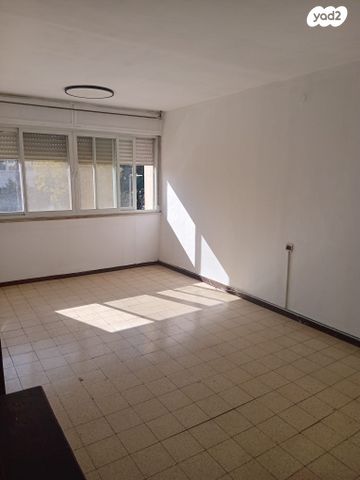 דירה, רבקה 12, בקעה, ירושלים