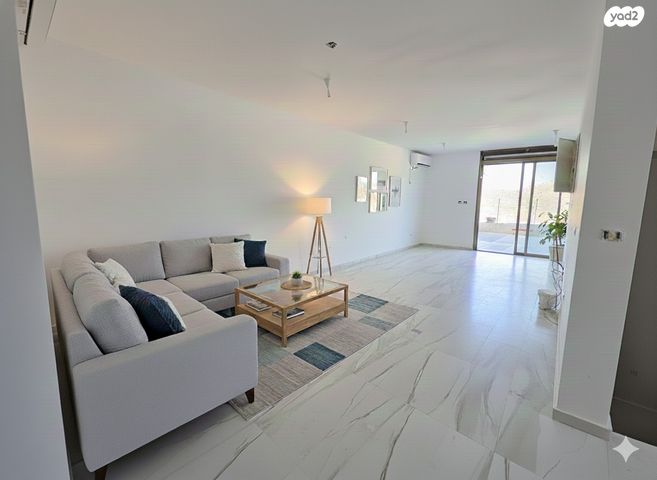 דו משפחתי, הנבל, גבעת זאב