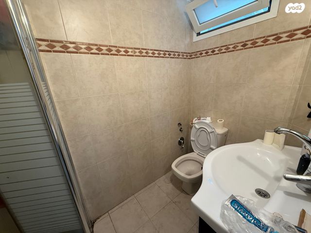 דירת גן, יהודה הצעיר 11, נווה אליעזר וכפר שלם מזרח, תל אביב יפו