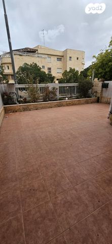 דירה, דרך צמח השדה, צמח השדה, מעלה אדומים