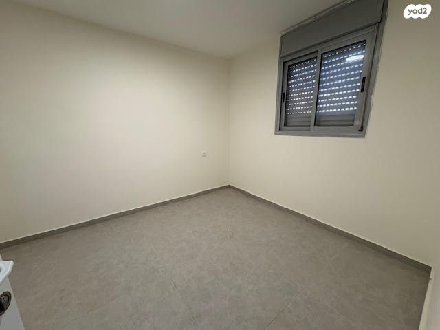 דירה, גבעת התחמושת, קרית שרת מערב, חולון