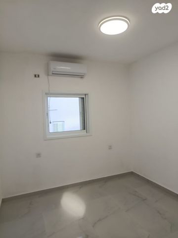 דירה, גינוסר 10, דרום מערב ותיק, בת ים