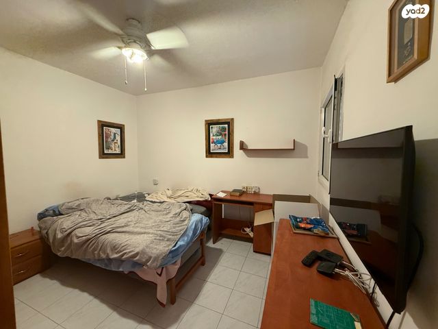 דירת גן, יהודה הצעיר 11, נווה אליעזר וכפר שלם מזרח, תל אביב יפו