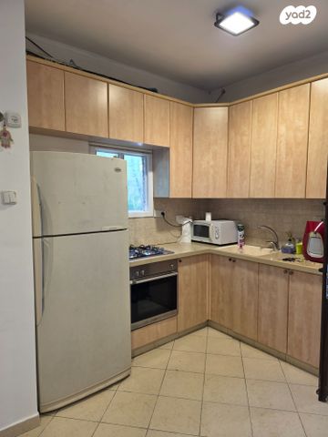 דירת גן, שכונת גפן, רמת גן