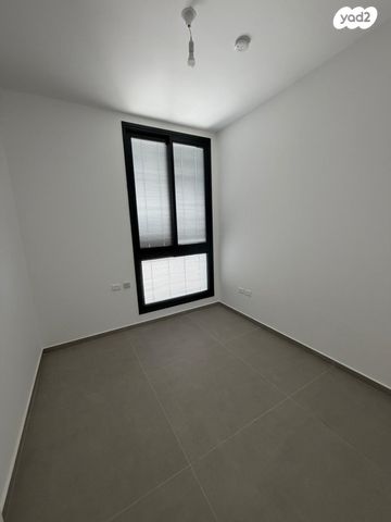 דירה, פרדס משותף, רעננה