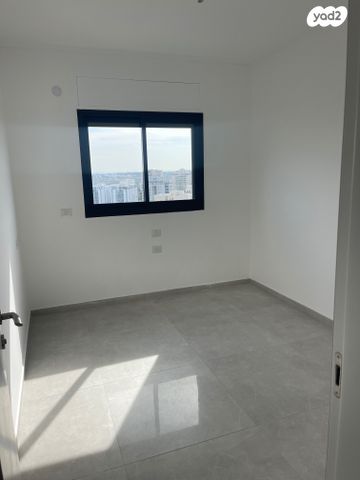 דירה, דרך דגניה, קרית השרון, נתניה