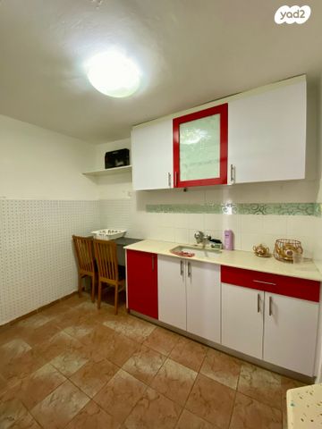 דירה, שדרות דגניה 15, קרית חיים מערבית, חיפה