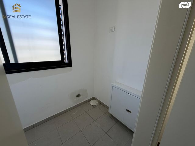 דירה, המגרסה, מבשרת ציון