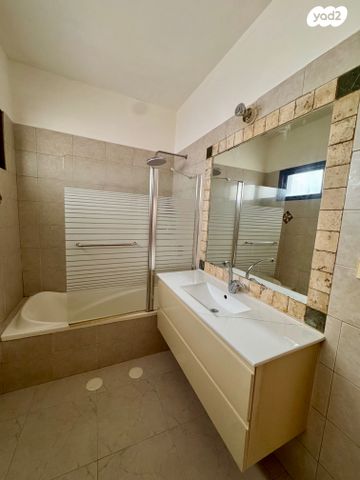 דירה, מורשה, רמת השרון