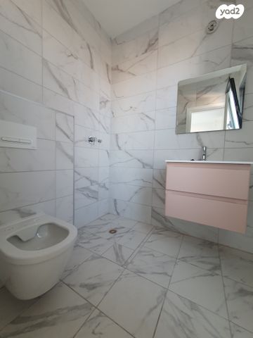 דירה, פארק העסקים האלף, ראשון לציון