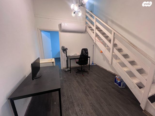 דרך הנחשונים 37