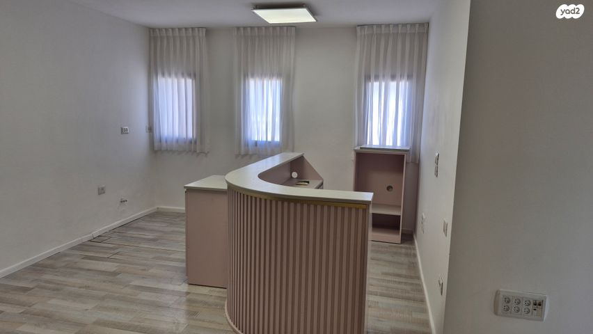 קליניקות, הדר 2, מרכז, הרצליה