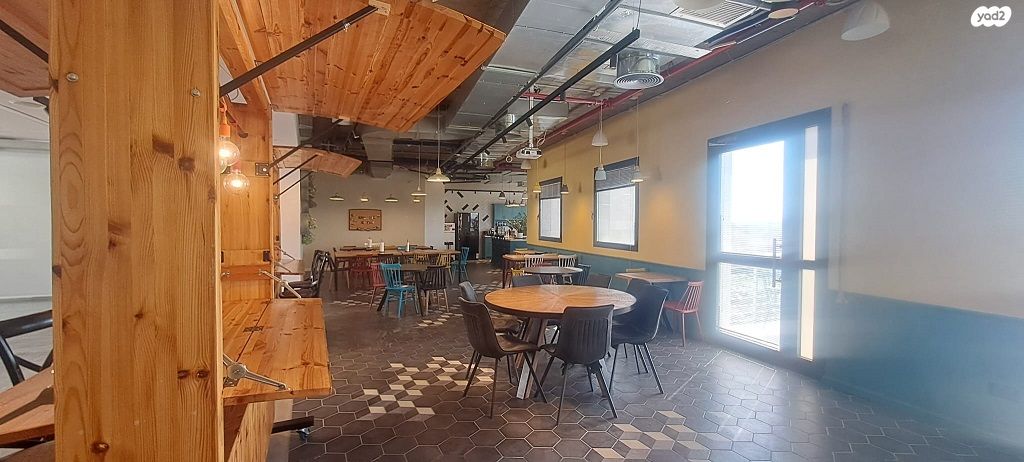 משרדים, הנגר, אזור תעשיה נווה נאמן, הוד השרון