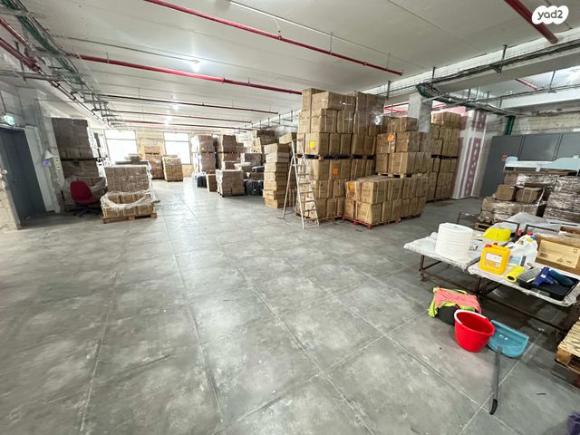 מחסנים, מרכז עינב, מודיעין מכבים רעות