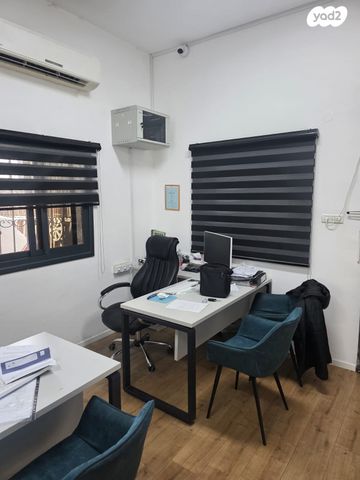 משרדים, ביל"ו, ד' / מערב מרכז העיר, רחובות