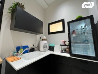 חנויות/ שטח מסחרי, ויצמן 72, מרכז, כפר סבא