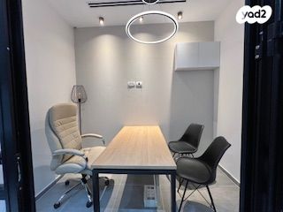 חנויות/ שטח מסחרי, ויצמן 72, מרכז, כפר סבא