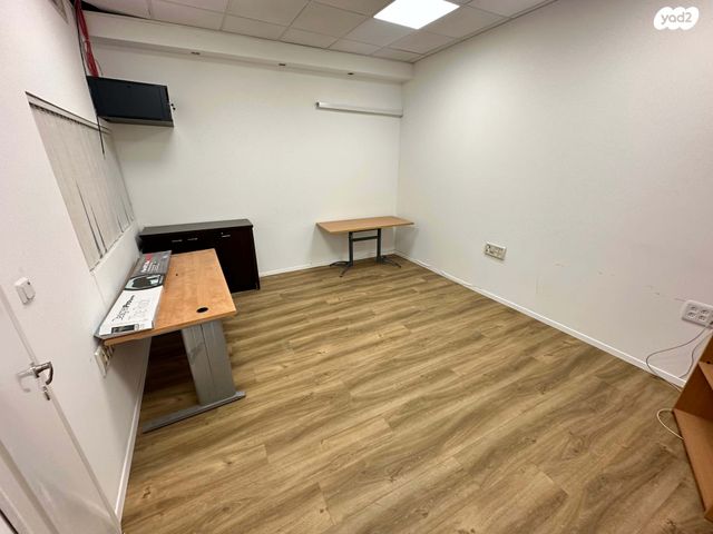 משרדים, הפארק הטכנולוגי, מודיעין מכבים רעות