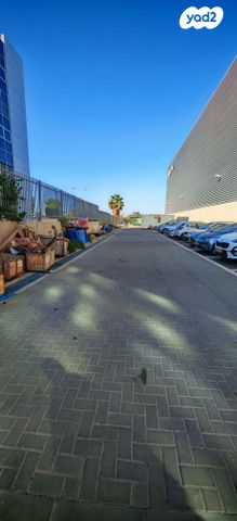 מבני תעשיה, קרית שדה התעופה / איירפורט סיטי