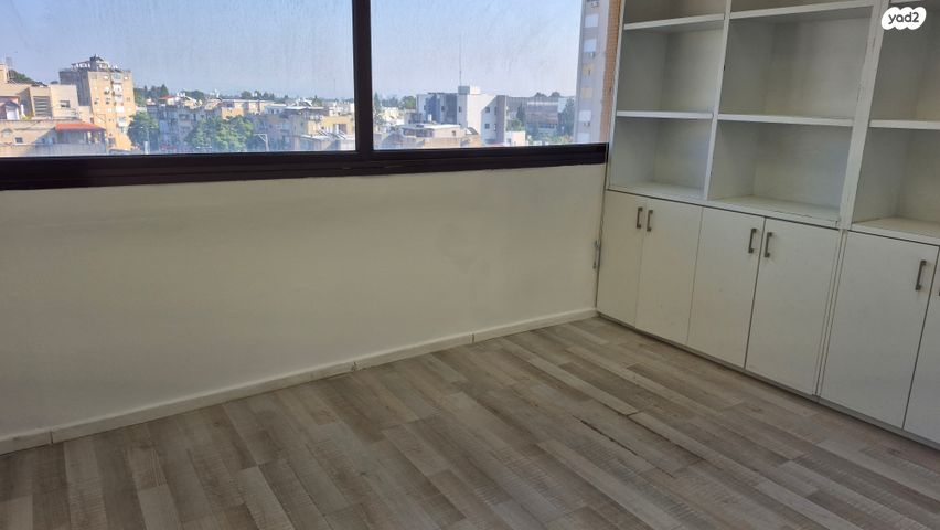 קליניקות, הדר 2, מרכז, הרצליה