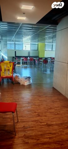 מבני תעשיה, קרית שדה התעופה / איירפורט סיטי