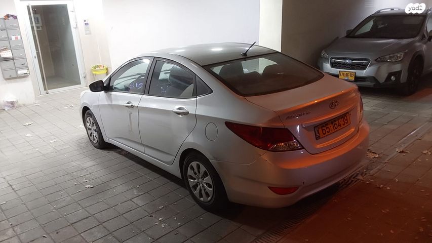 יונדאי אקסנט i25