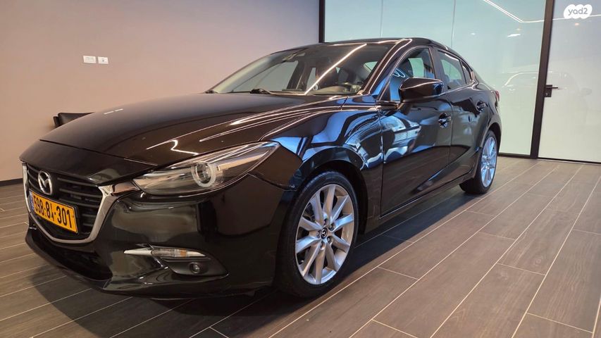 מאזדה 3
