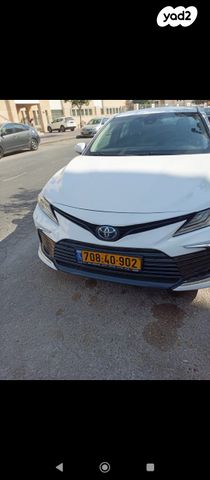 טויוטה קאמרי