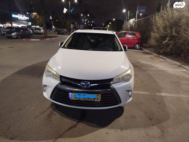 מודעת רכב טויוטה קאמרי