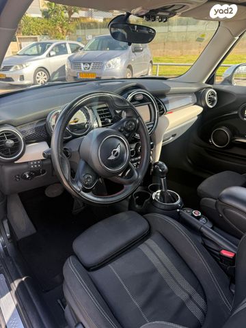 מודעת רכב מיני קופר