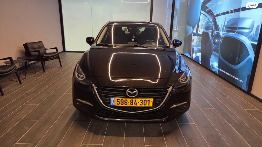 מודעת רכב מאזדה 3