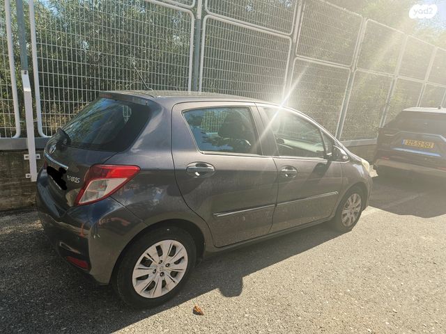 מודעת רכב טויוטה יאריס