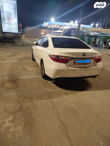 טויוטה קאמרי