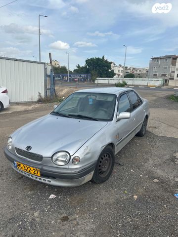 טויוטה קורולה