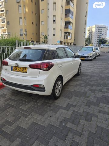 מודעת רכב יונדאי i20