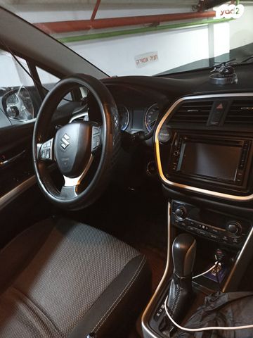 סוזוקי קרוסאובר