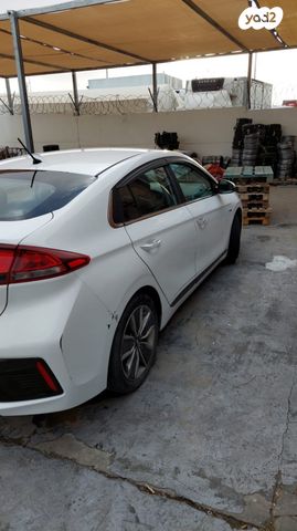 יונדאי איוניק