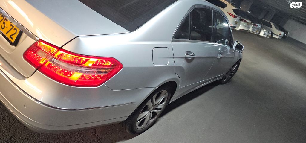 מודעת רכב מרצדס-בנץ E-class
