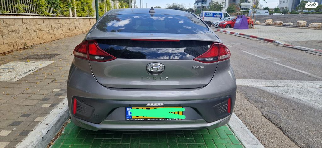 יונדאי איוניק