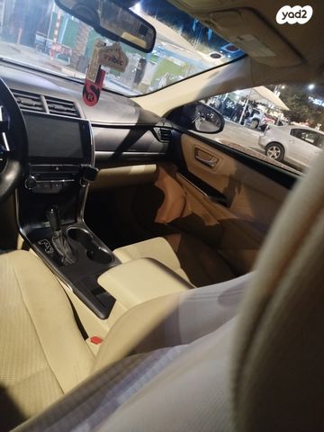 טויוטה קאמרי