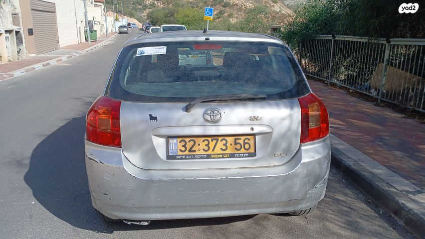 טויוטה קורולה