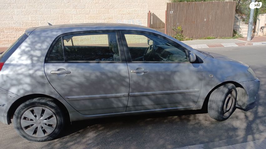 טויוטה קורולה