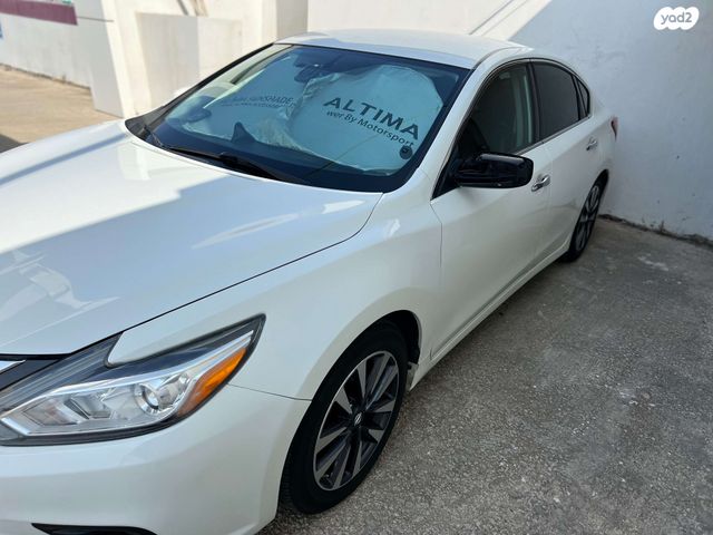 ניסאן אלטימה