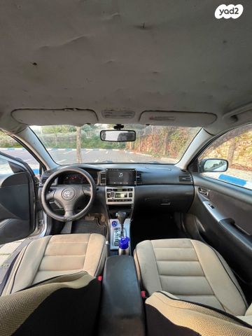 טויוטה קורולה