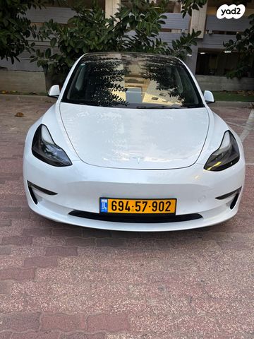 טסלה מודל 3