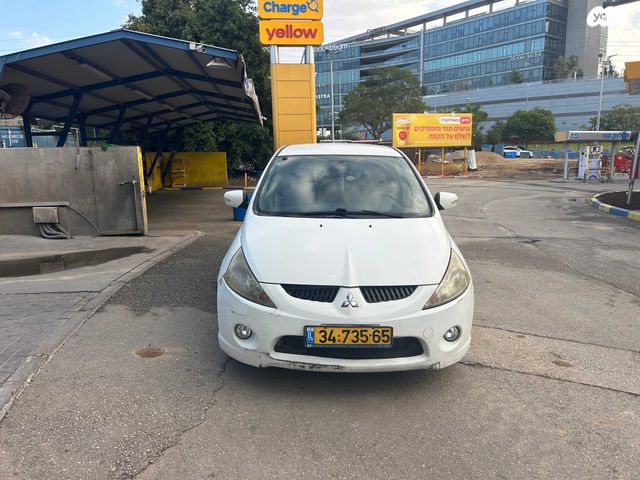 מיצובישי גרנדיס