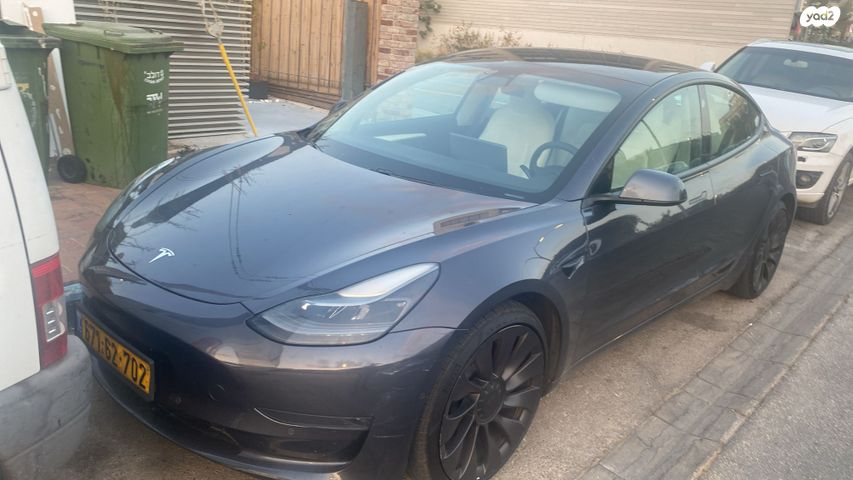 טסלה מודל 3